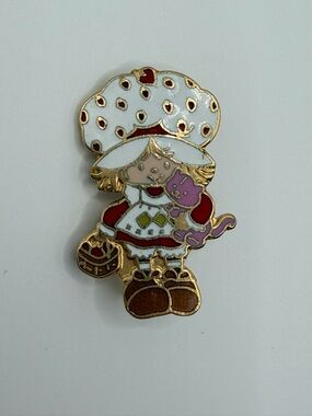 Strawberry Shortcake Vintage Enamel Pin with Pink Cat